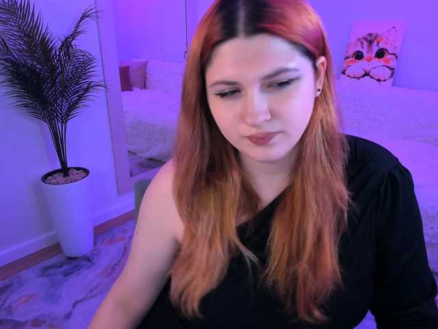 Milenafiery live cam preview