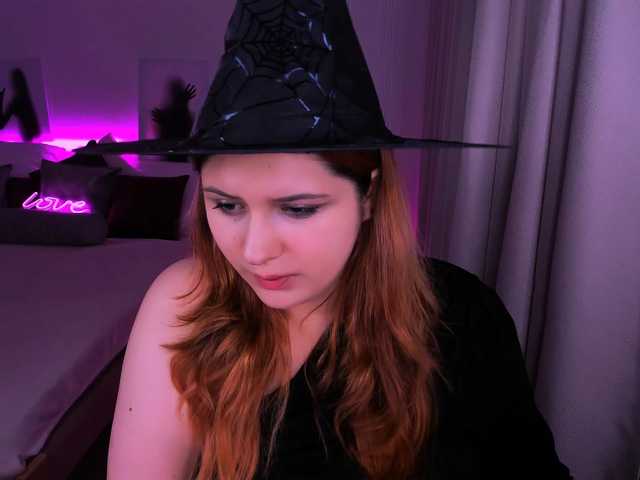 Milenafiery, live now on BongaCams