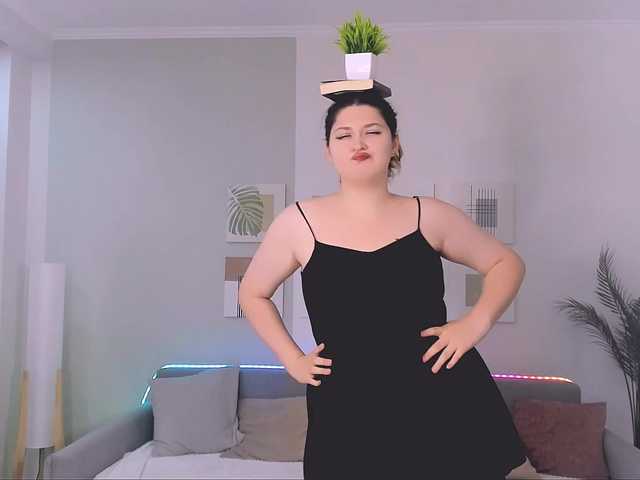 Milenafiery live cam on BongaCams