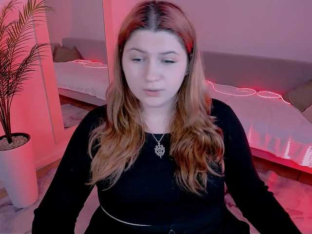 Milenafiery live cam on BongaCams