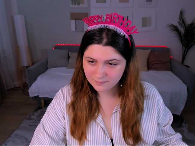 Milenafiery live cam on BongaCams