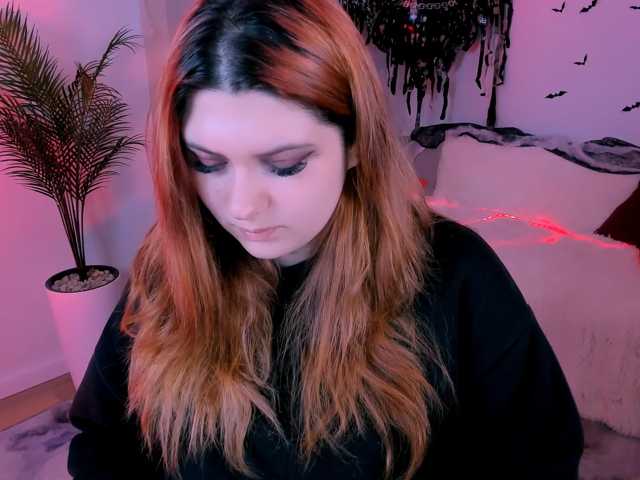 Milenafiery live cam on BongaCams