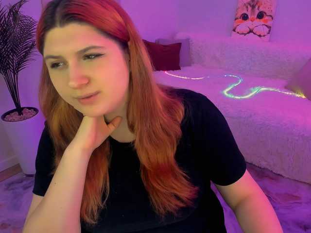 Milenafiery live cam on BongaCams