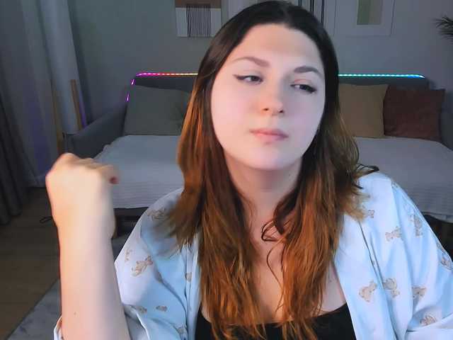 Milenafiery live cam on BongaCams