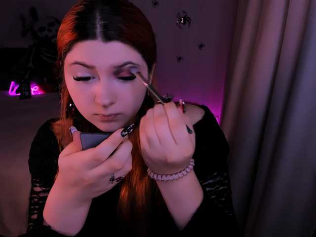Milenafiery live cam on BongaCams