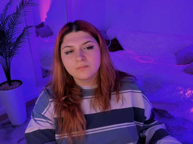 Milenafiery live cam on BongaCams