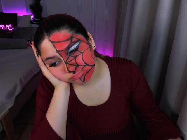 Milenafiery live cam on BongaCams