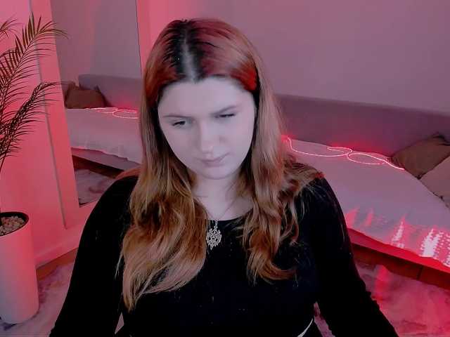 Milenafiery live cam on BongaCams