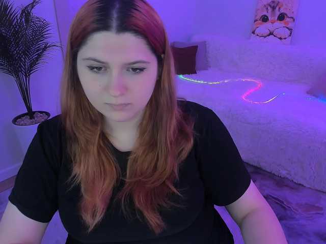 Milenafiery webcam bongacams model stream image