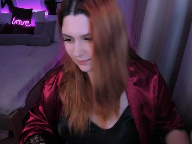 Milenafiery live cam on BongaCams