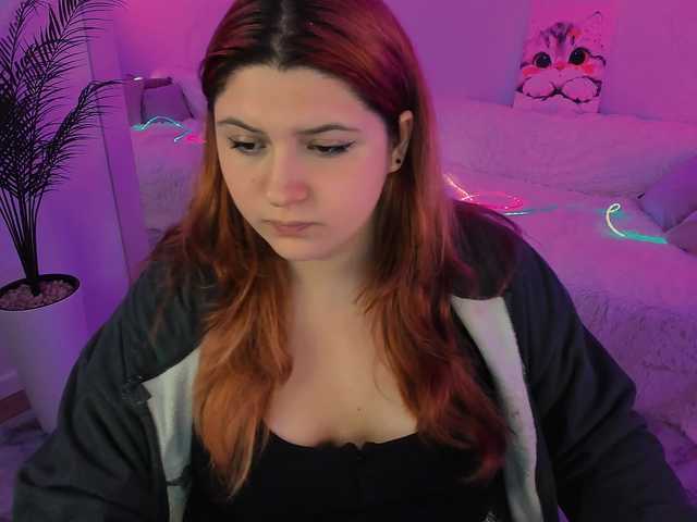 Milenafiery live cam on BongaCams