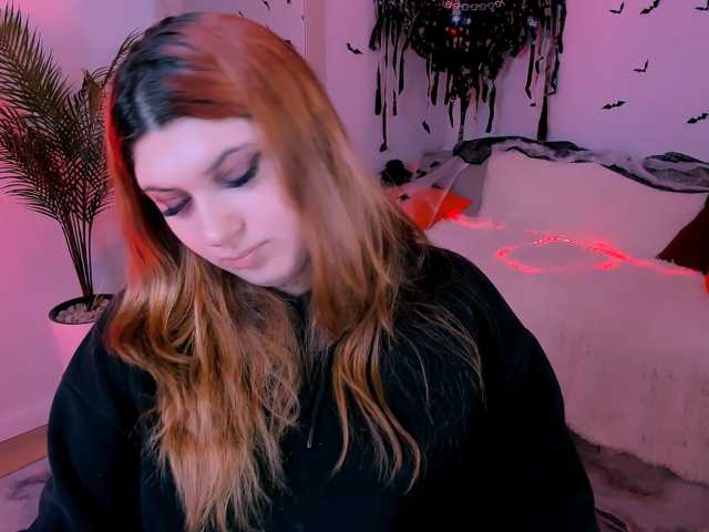 Milenafiery live cam on BongaCams
