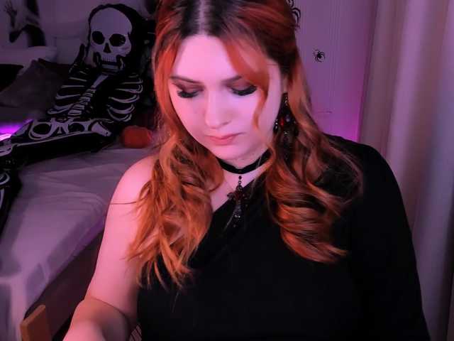 Milenafiery live cam on BongaCams