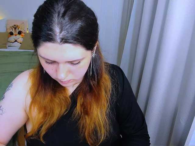 Milenafiery live cam on BongaCams