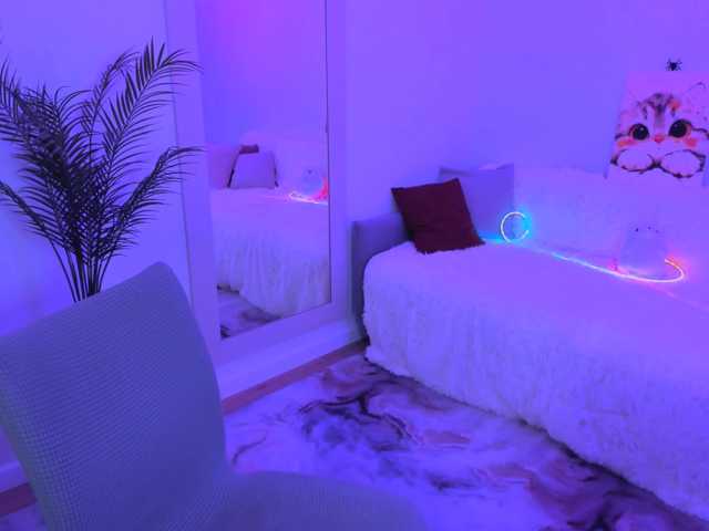 Milenafiery live cam on BongaCams