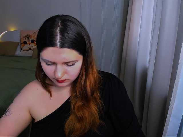 Milenafiery live cam on BongaCams