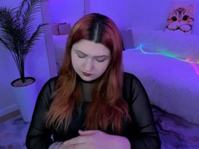 Milenafiery live cam on BongaCams
