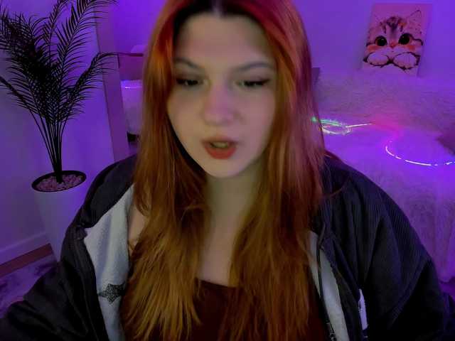 Milenafiery live cam on BongaCams