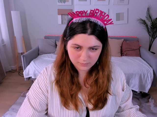 Milenafiery live cam on BongaCams