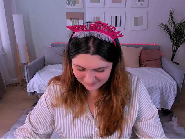 Milenafiery live cam on BongaCams