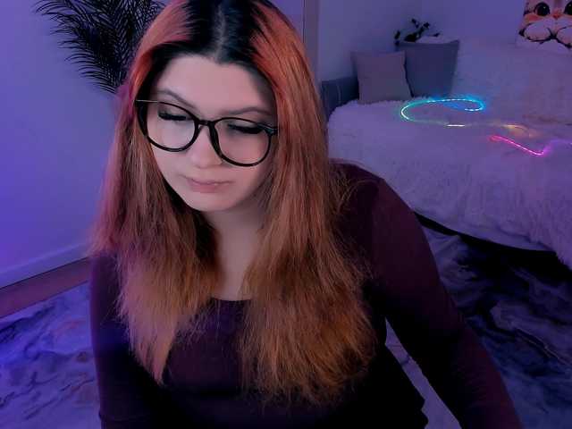 Milenafiery live cam on BongaCams