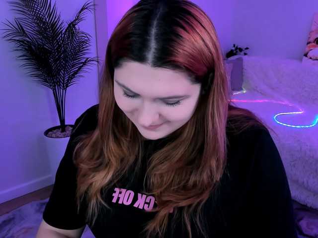 Milenafiery live cam on BongaCams
