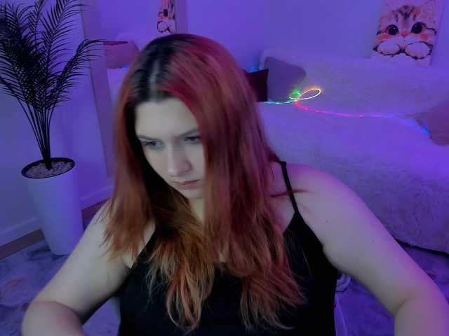 Milenafiery live cam on BongaCams
