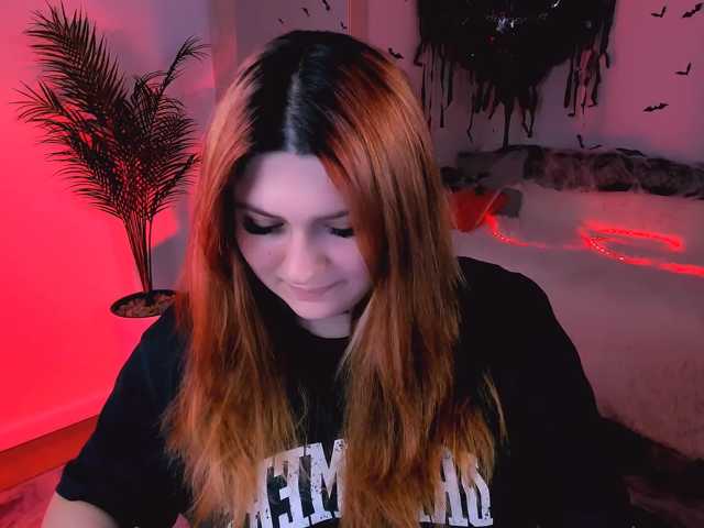 Milenafiery live cam on BongaCams