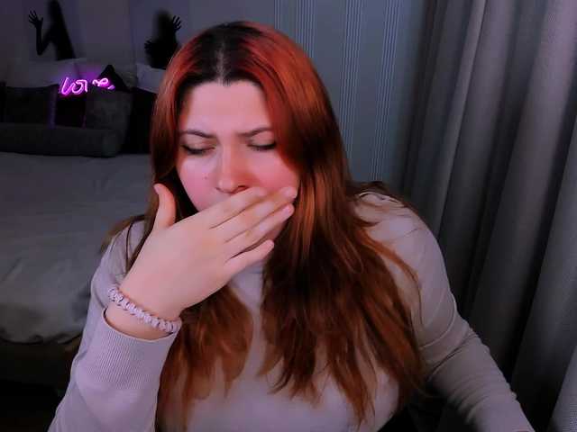 Milenafiery live cam on BongaCams