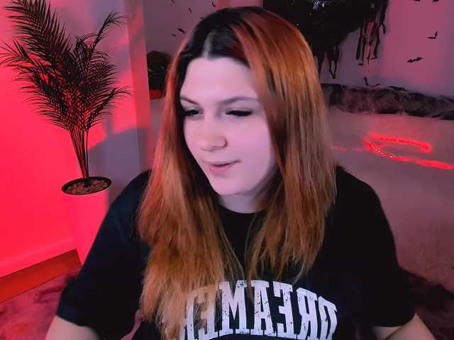 Milenafiery live cam on BongaCams