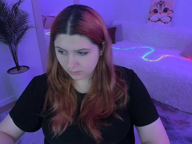 Milenafiery live cam on BongaCams