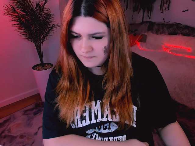 Milenafiery live cam on BongaCams