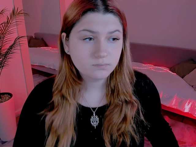 Milenafiery live cam preview