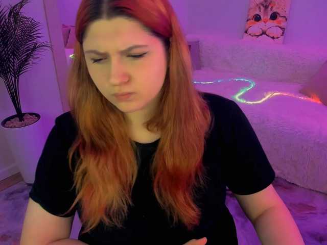 Milenafiery live cam preview
