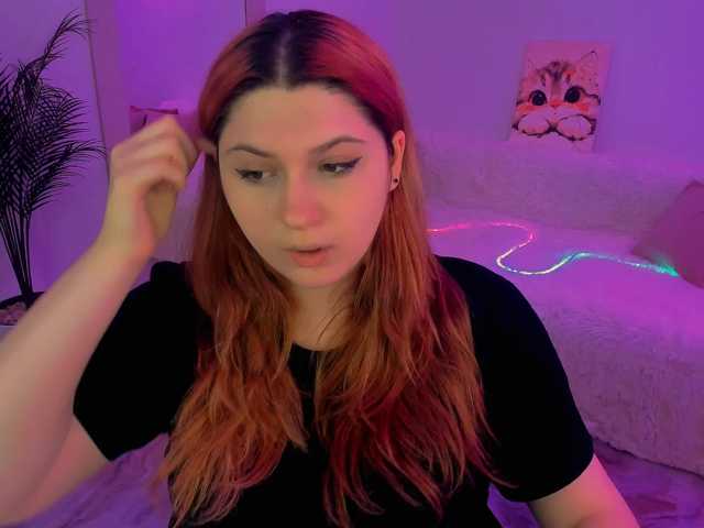 Milenafiery webcam bongacams model stream image