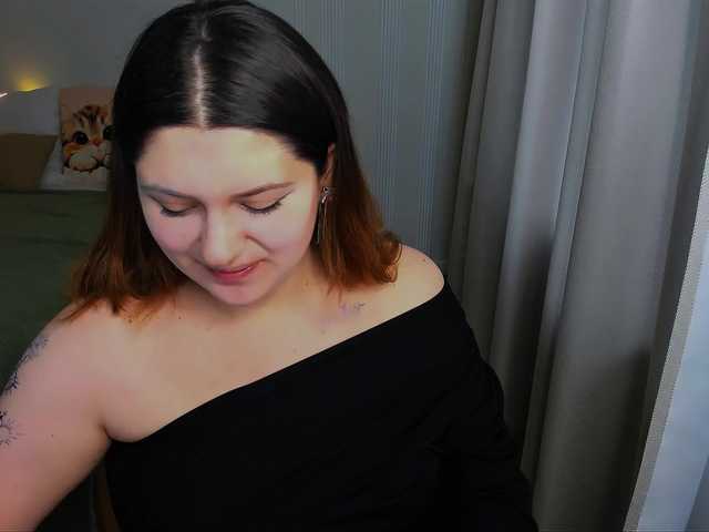 Milenafiery live cam on BongaCams