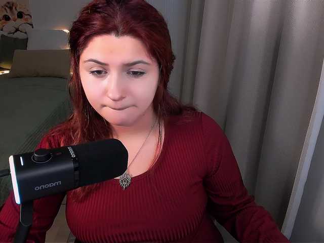 Milenafiery live cam on BongaCams