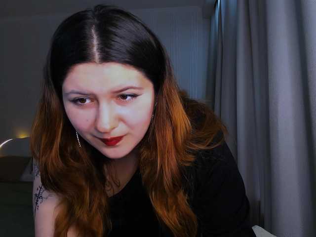 Milenafiery live webcam show