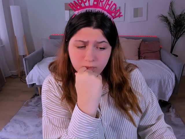Milenafiery live cam on BongaCams