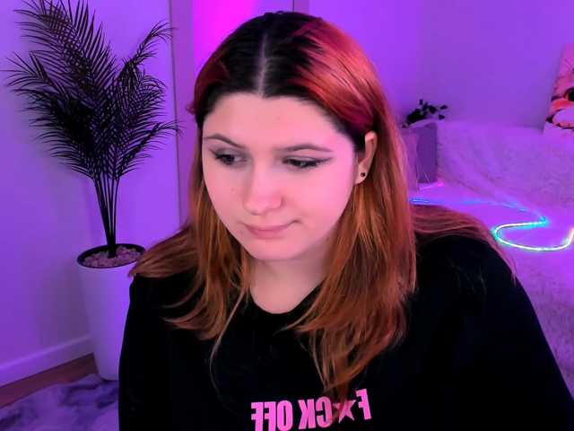 Milenafiery live cam on BongaCams