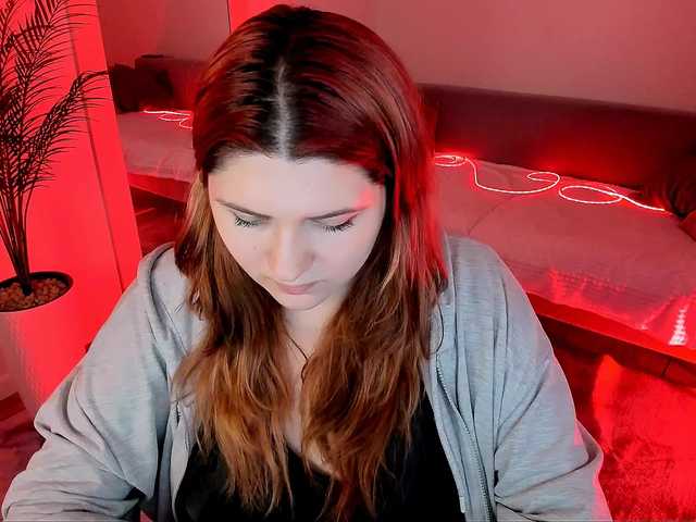 Milenafiery live cam on BongaCams