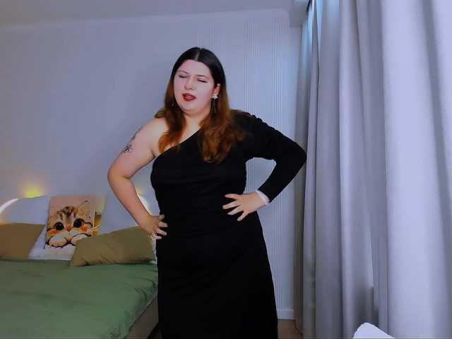 Milenafiery live cam on BongaCams