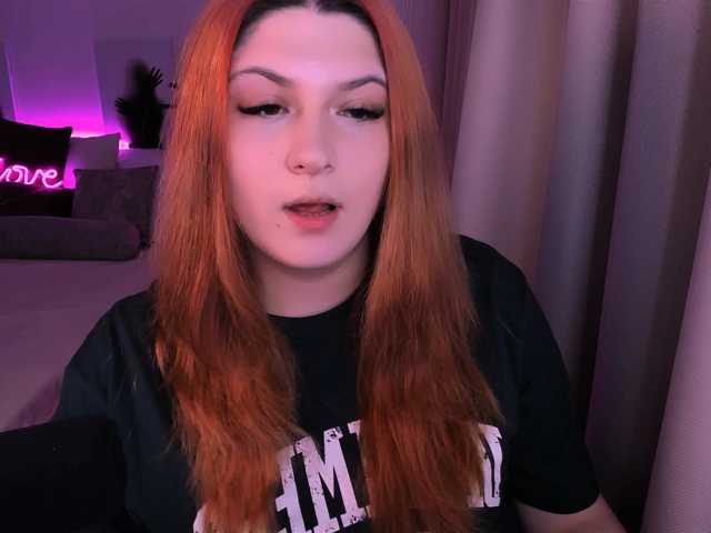 Milenafiery live cam on BongaCams