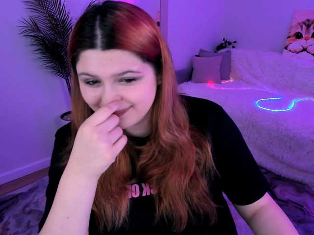 Milenafiery live cam on BongaCams