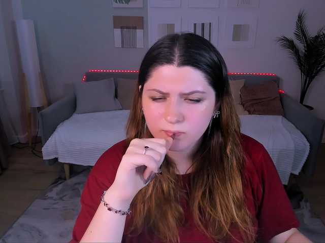 Milenafiery live cam on BongaCams