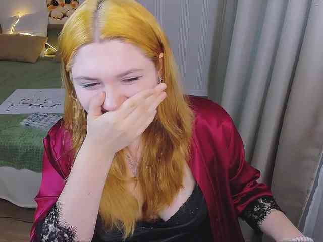 Milenafiery webcam