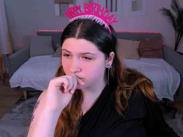Milenafiery webcam