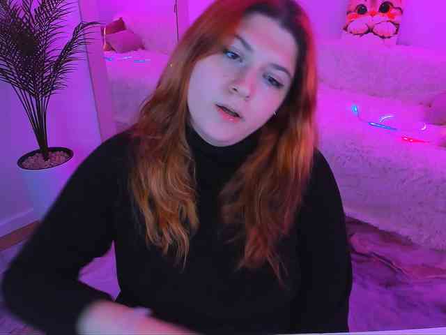 Milenafiery webcam