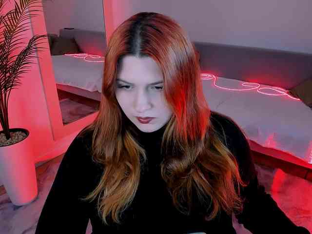 Milenafiery webcam