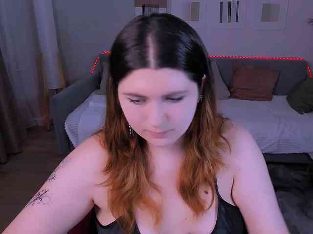 Milenafiery webcam